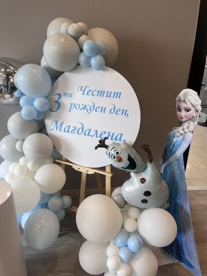 Украса за рожден ден "Елза и Анна"